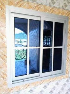 fenêtre sur mesure à Saint-Cornier-des-Landes